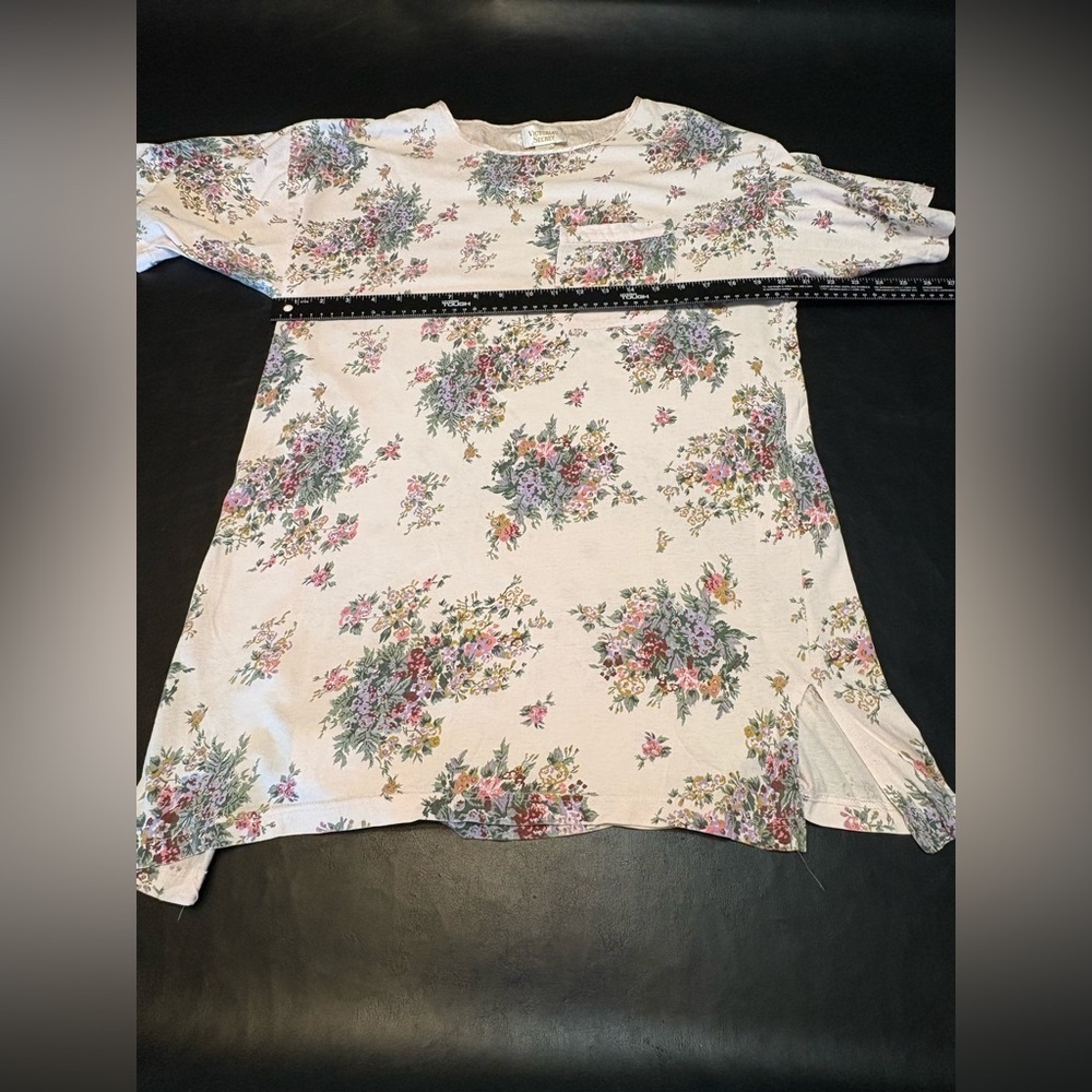 Victoria’s Secret Floral Print Oversized Night Gown size M Gold Tag - Picture 9 of 12
